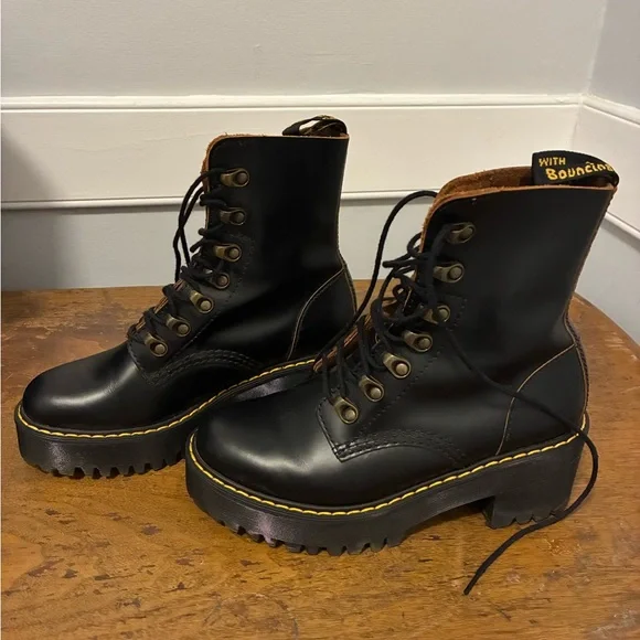 Dr. Martens Black Leather Boots Leona - Picture 6 of 8